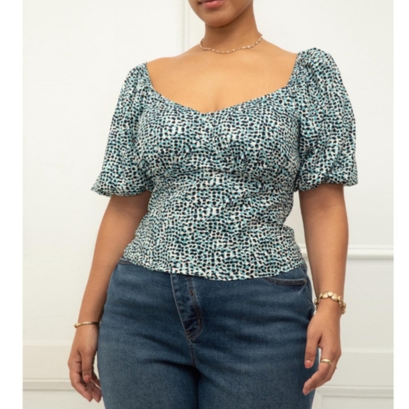 ELOQUII Elements Paint Speckle Puff Sleeves Smocked back, Top Women's Plus Size - Picture 2 of 5